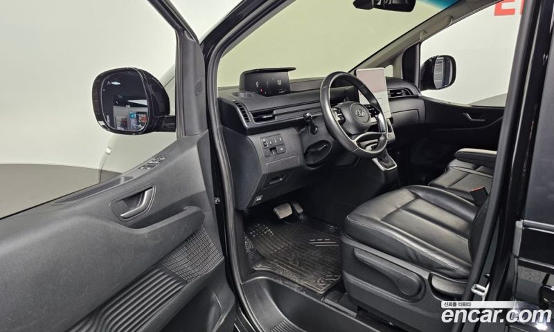 Hyundai Staria Cargo 3-Seater
