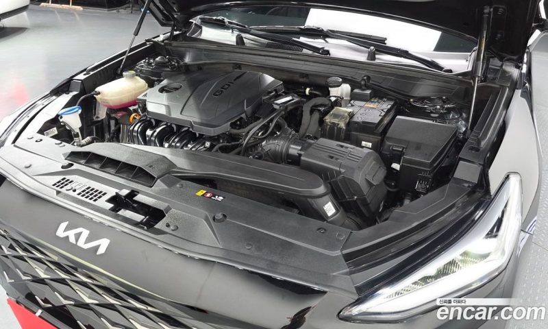 Kia K8 2.5 Gasoline 2WD