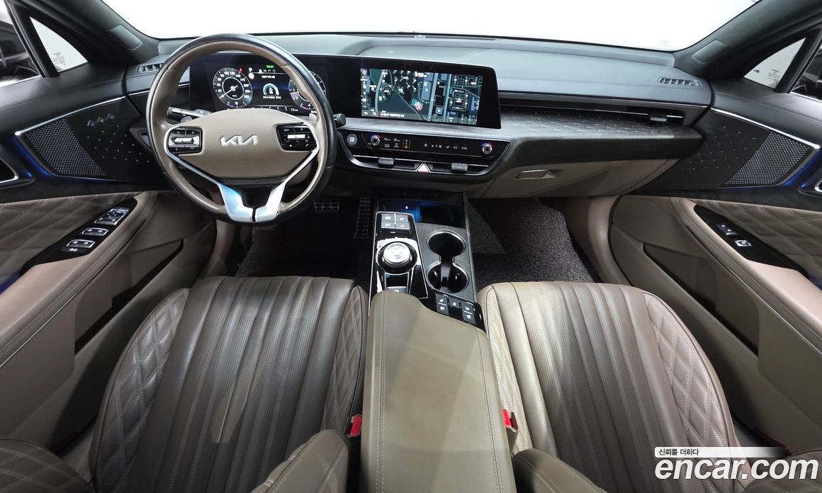 Kia K8 2.5 Gasoline 2WD