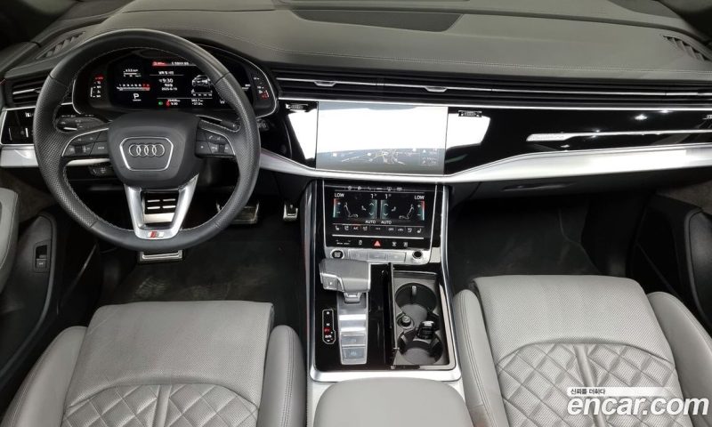 Audi Q8 55 TFSI Quattro Premium