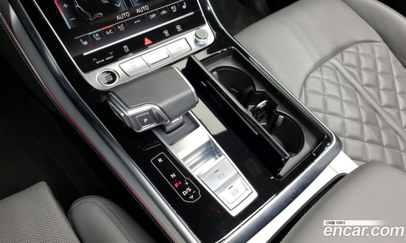 Audi Q8 55 TFSI Quattro Premium
