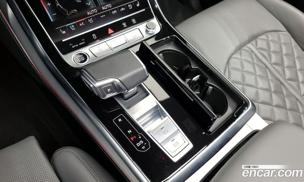 Audi Q8 55 TFSI Quattro Premium