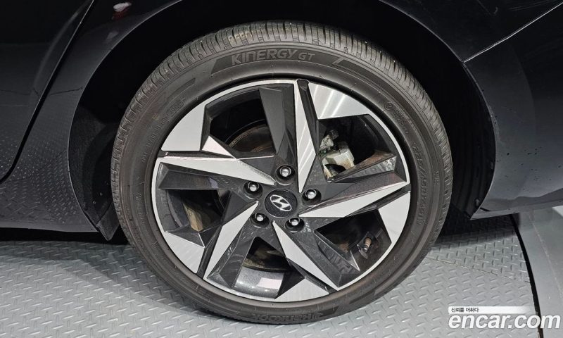 Hyundai Avante 1.6