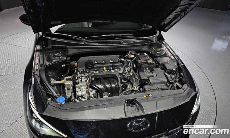 Hyundai Avante 1.6