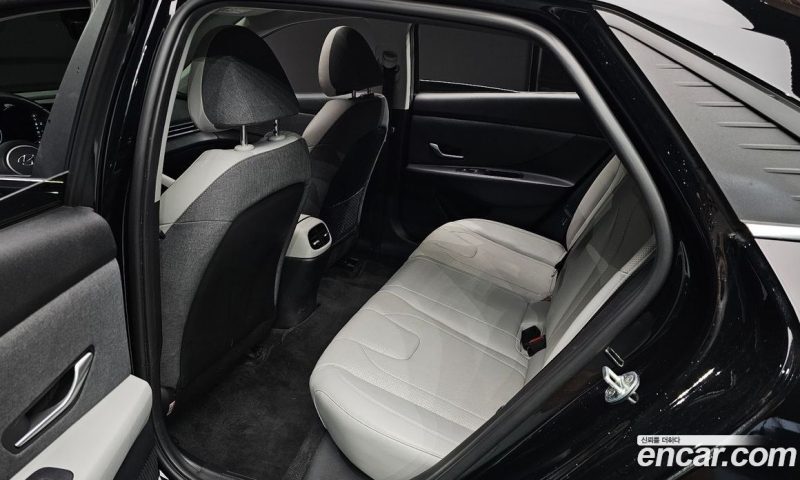 Hyundai Avante 1.6