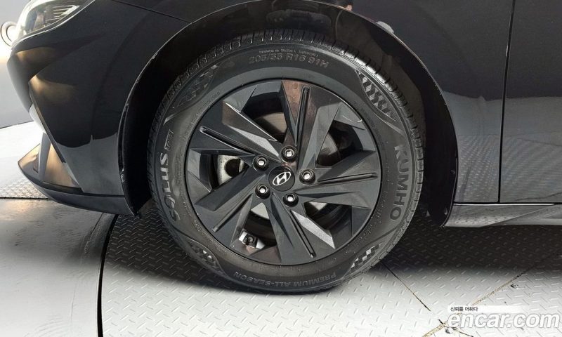 Hyundai Avante 1.6