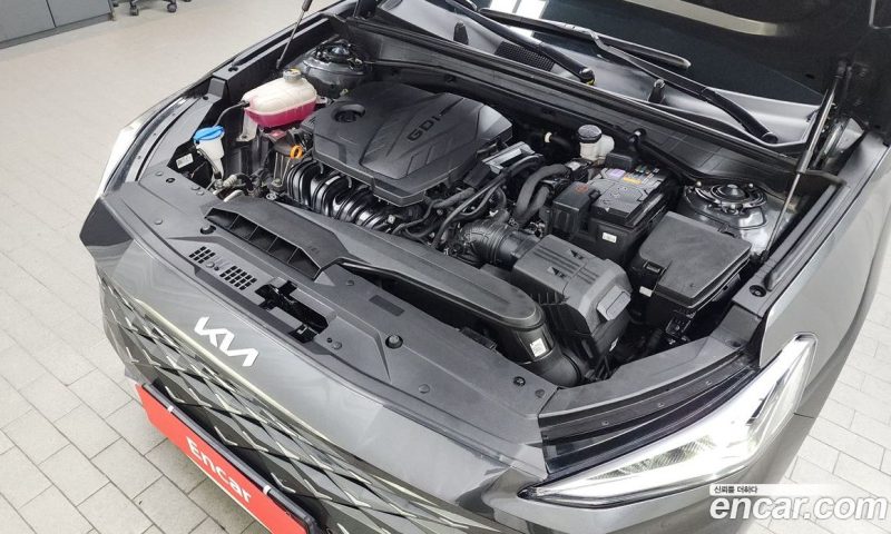 Kia K8 2.5 Gasoline 2WD