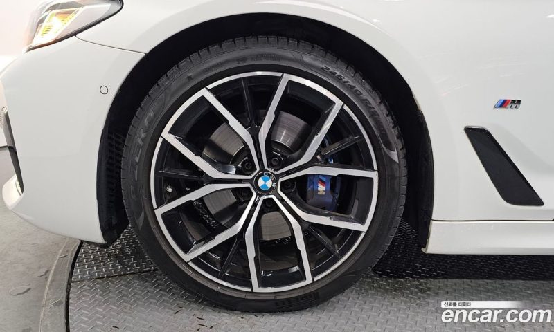 BMW 5-Series i530 M Sport Package