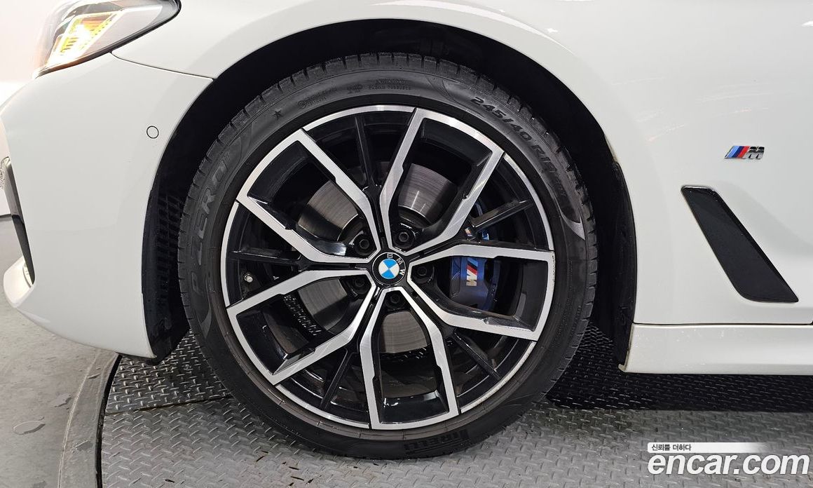 BMW 5-Series i530 M Sport Package