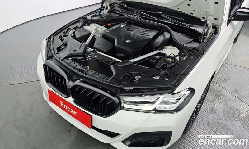 BMW 5-Series i530 M Sport Package