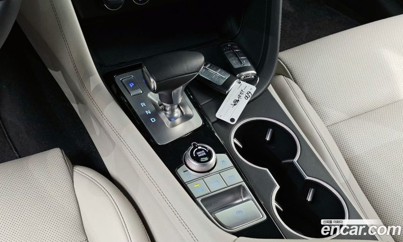 Genesis G70 Gasoline 2.0T 2WD