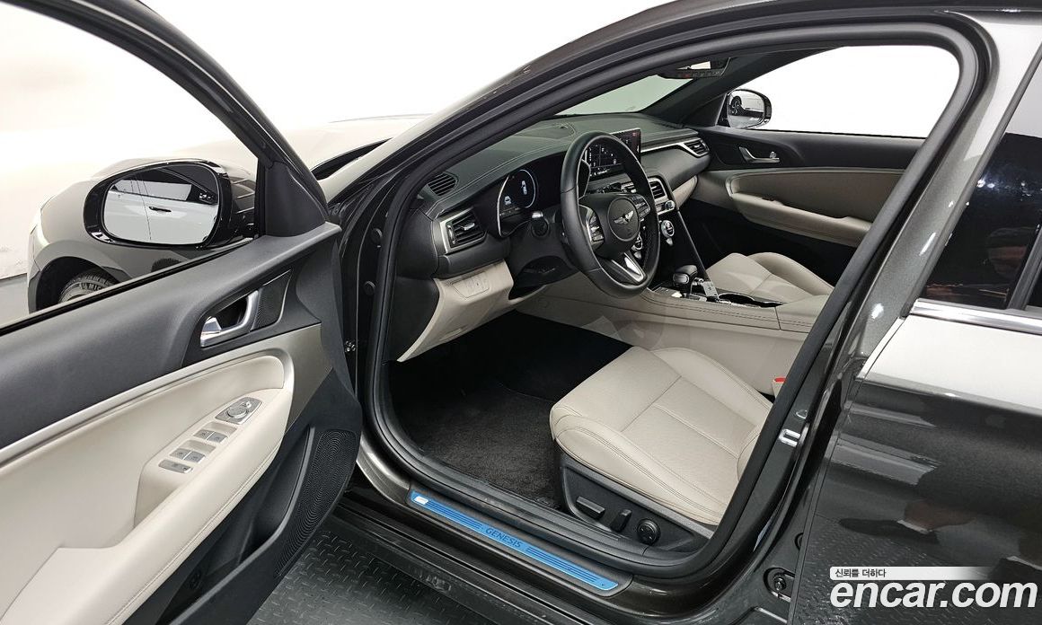 Genesis G70 Gasoline 2.0T 2WD