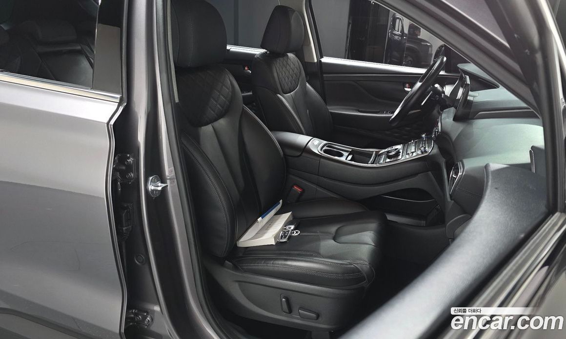 Hyundai Santa Fe Gasoline 2.5T 2WD