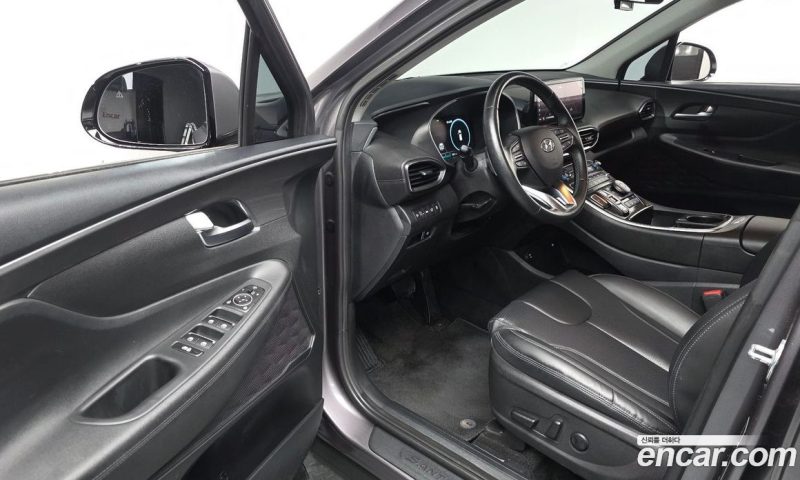 Hyundai Santa Fe Gasoline 2.5T 2WD