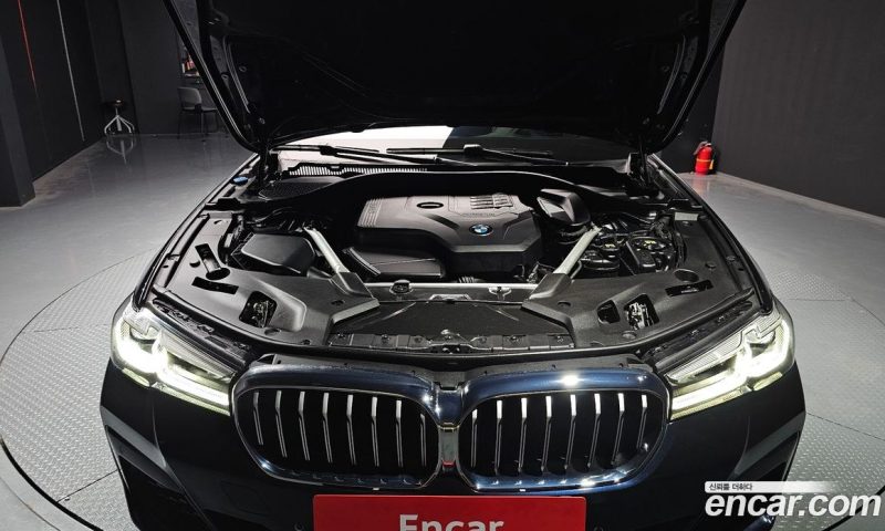 BMW 5-Series i530 M Sport Package