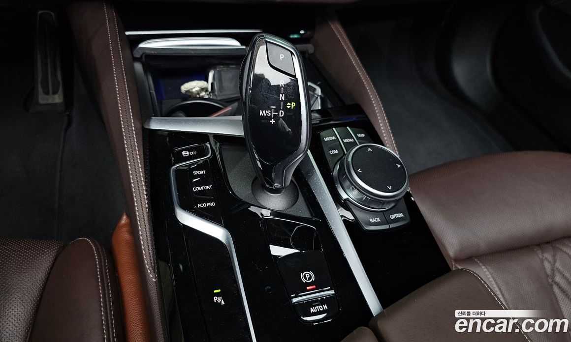 BMW 5-Series i530 M Sport Package