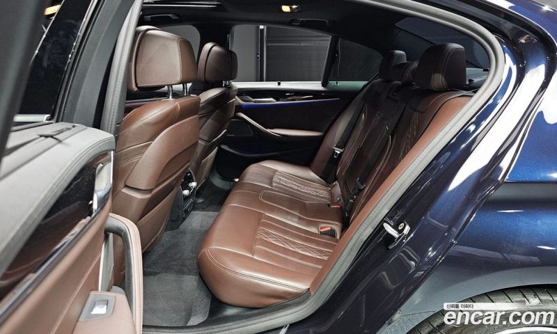 BMW 5-Series i530 M Sport Package