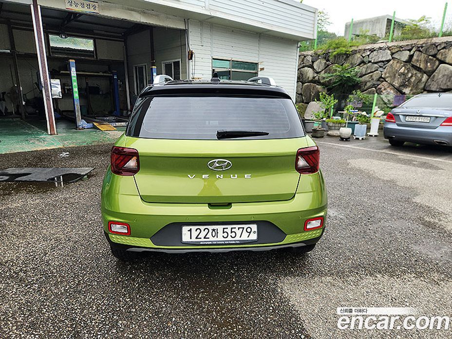 Hyundai Venue 1.6 Modern Plus