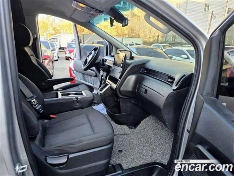 Hyundai Staria Cargo 3-Seater