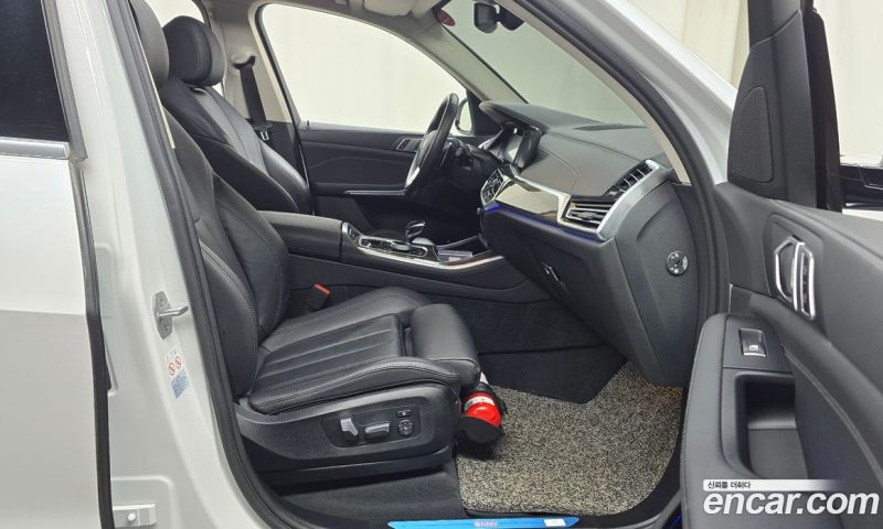 BMW X5 xDrive i40 xLine
