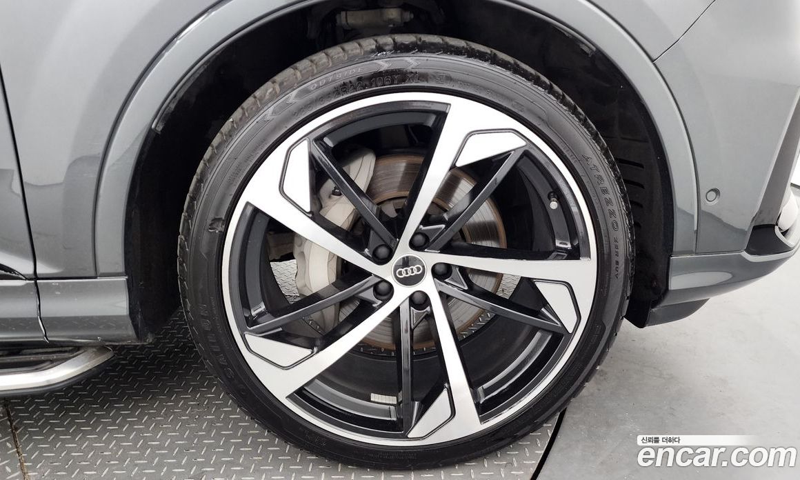 Audi Q7 55 TFSI Quattro Premium