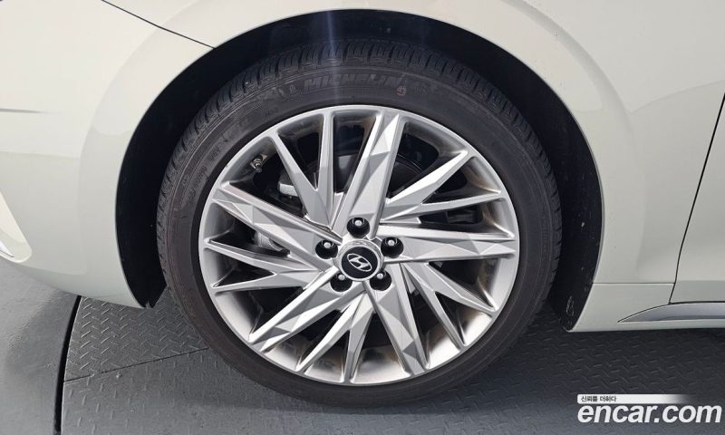 Hyundai Grandeur 2.5