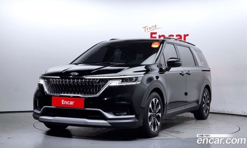 Kia Carnival 9-Seater Prestige