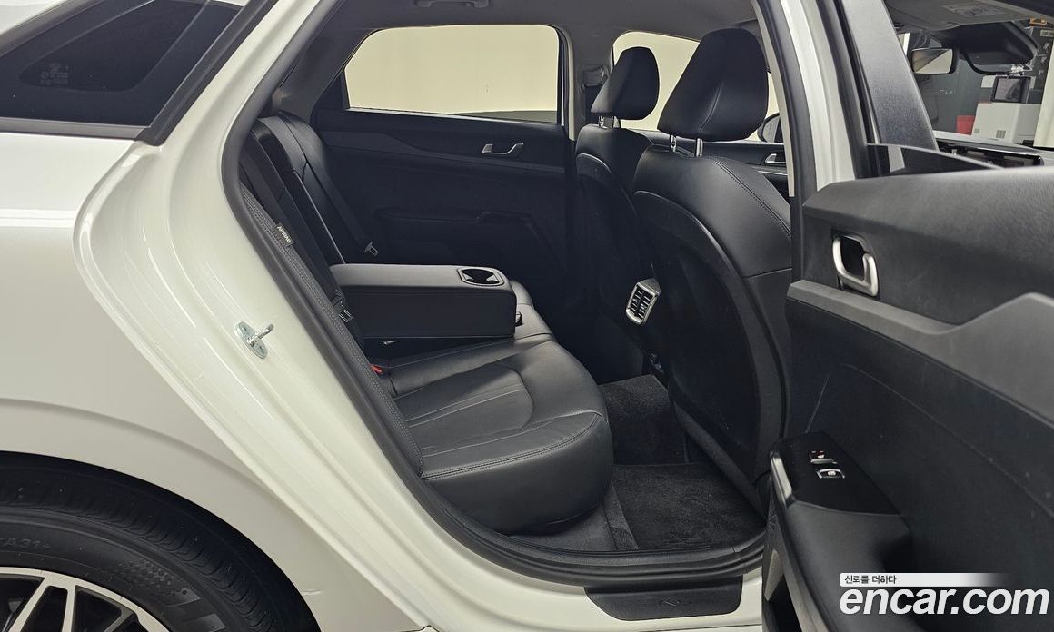 Kia K5 2.0