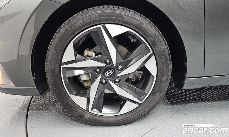 Hyundai Avante 1.6