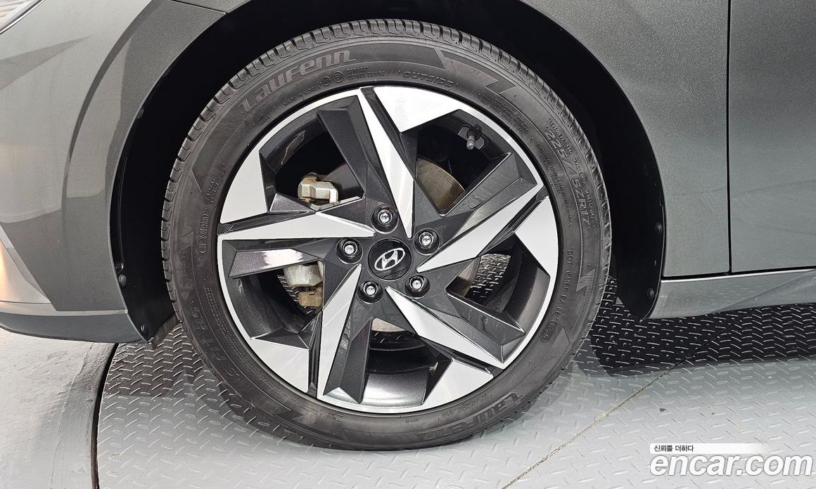 Hyundai Avante 1.6