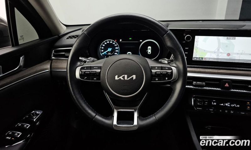 Kia K5 2.0