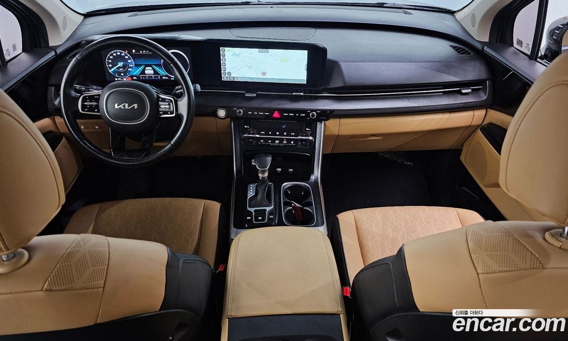 Kia Carnival 9-Seater Prestige