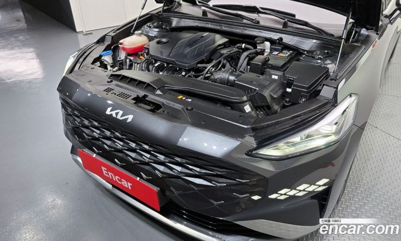 Kia K8 2.5 Gasoline 2WD