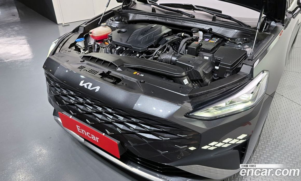 Kia K8 2.5 Gasoline 2WD