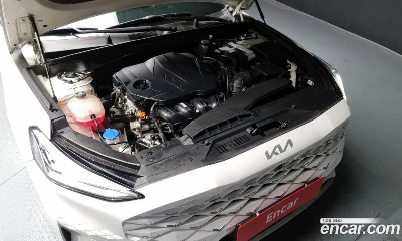 Kia K8 2.5 Gasoline 2WD