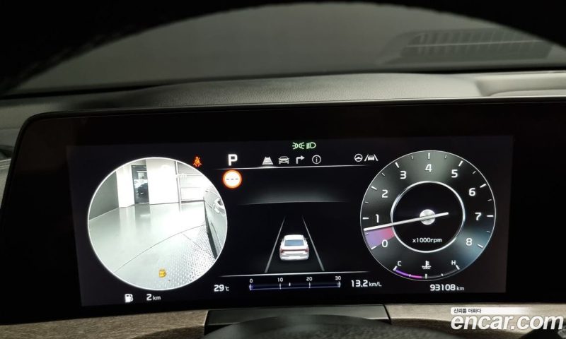 Kia K8 2.5 Gasoline 2WD