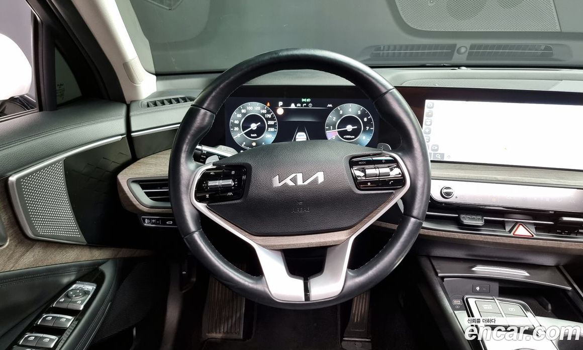 Kia K8 2.5 Gasoline 2WD