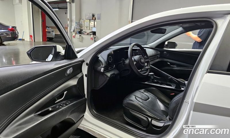 Hyundai Avante 1.6