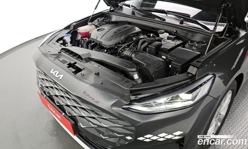 Kia K8 2.5 Gasoline 2WD