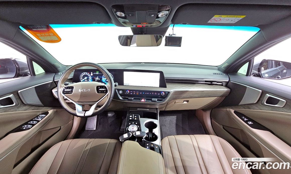 Kia K8 2.5 Gasoline 2WD