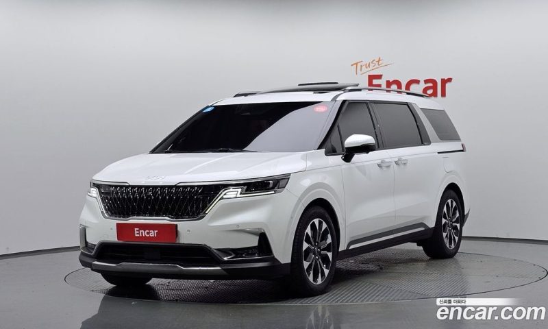 Kia Carnival 7-Seater Signature