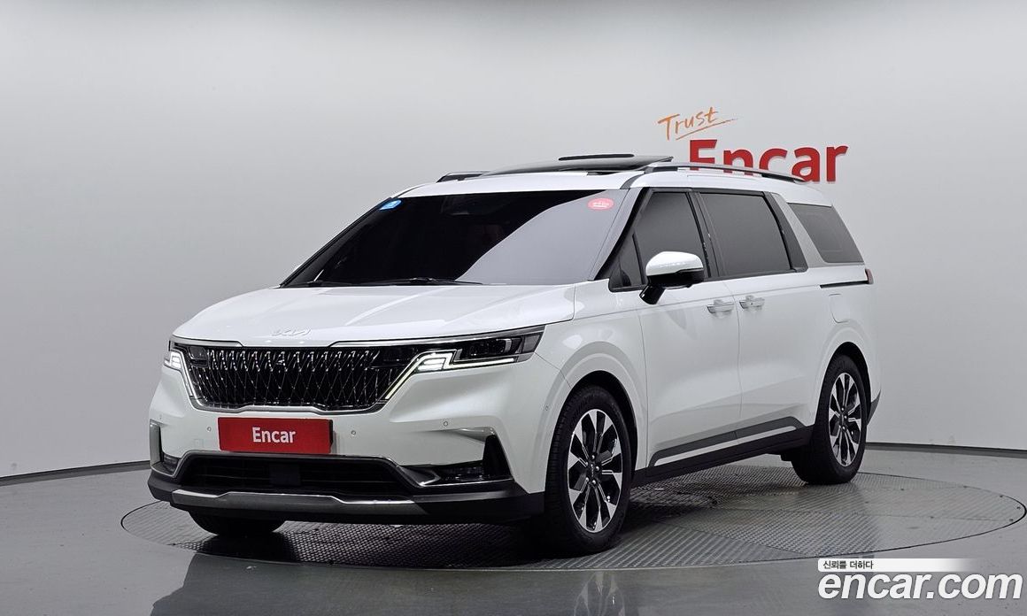 Kia Carnival 7-Seater Signature