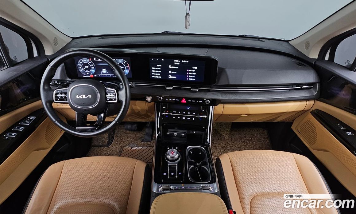 Kia Carnival 7-Seater Signature