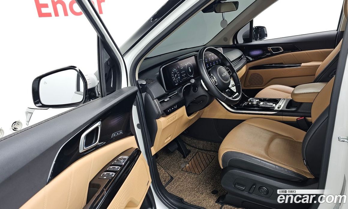 Kia Carnival 7-Seater Signature