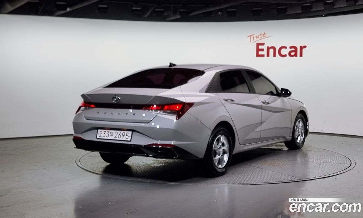 Hyundai Avante 1.6