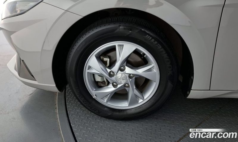 Hyundai Avante 1.6