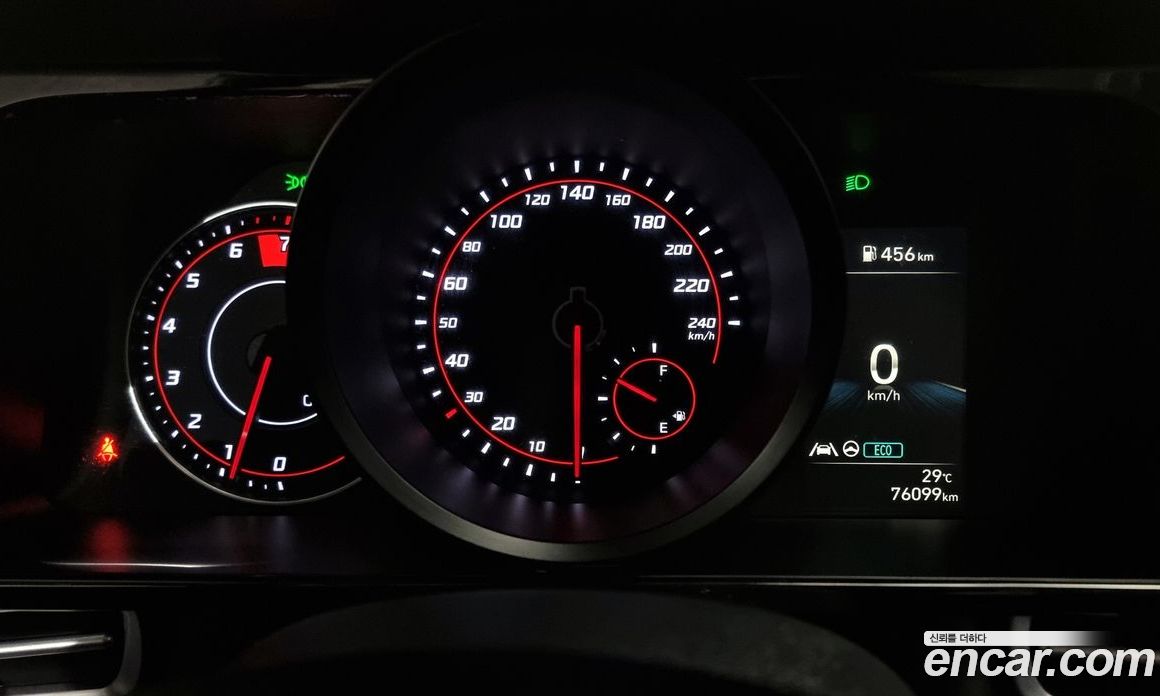 Hyundai Avante 1.6