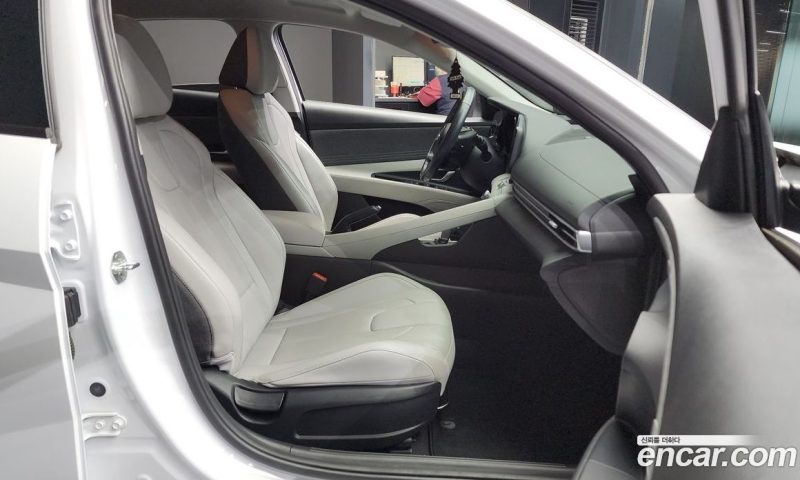 Hyundai Avante 1.6