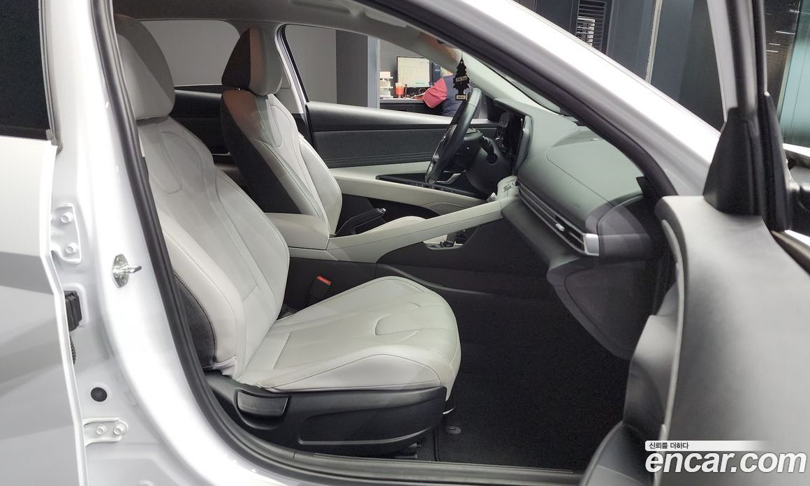 Hyundai Avante 1.6