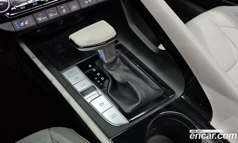 Hyundai Avante 1.6